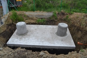szamba betonowe łosice podczas montażu